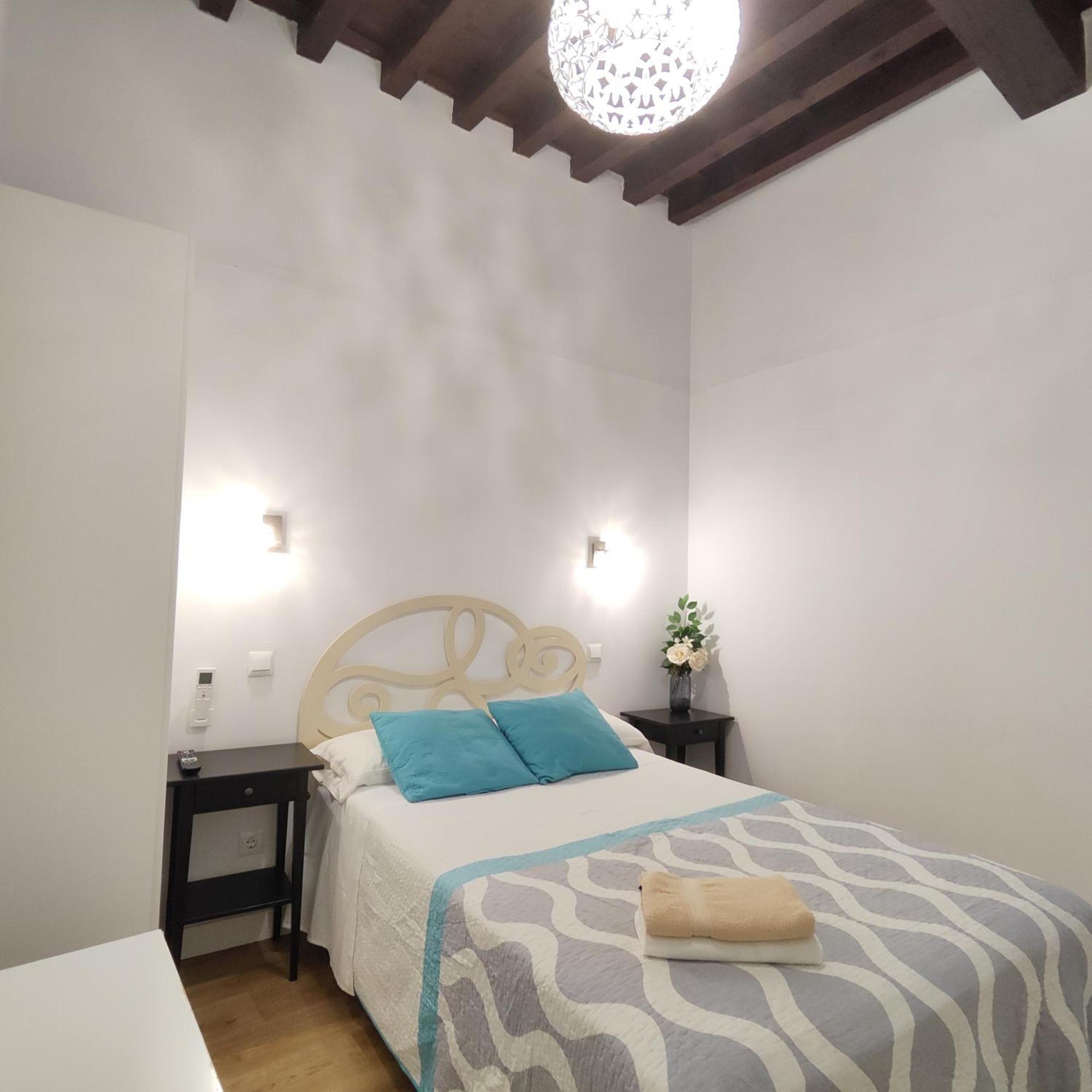 Tres Culturas Apartamento *